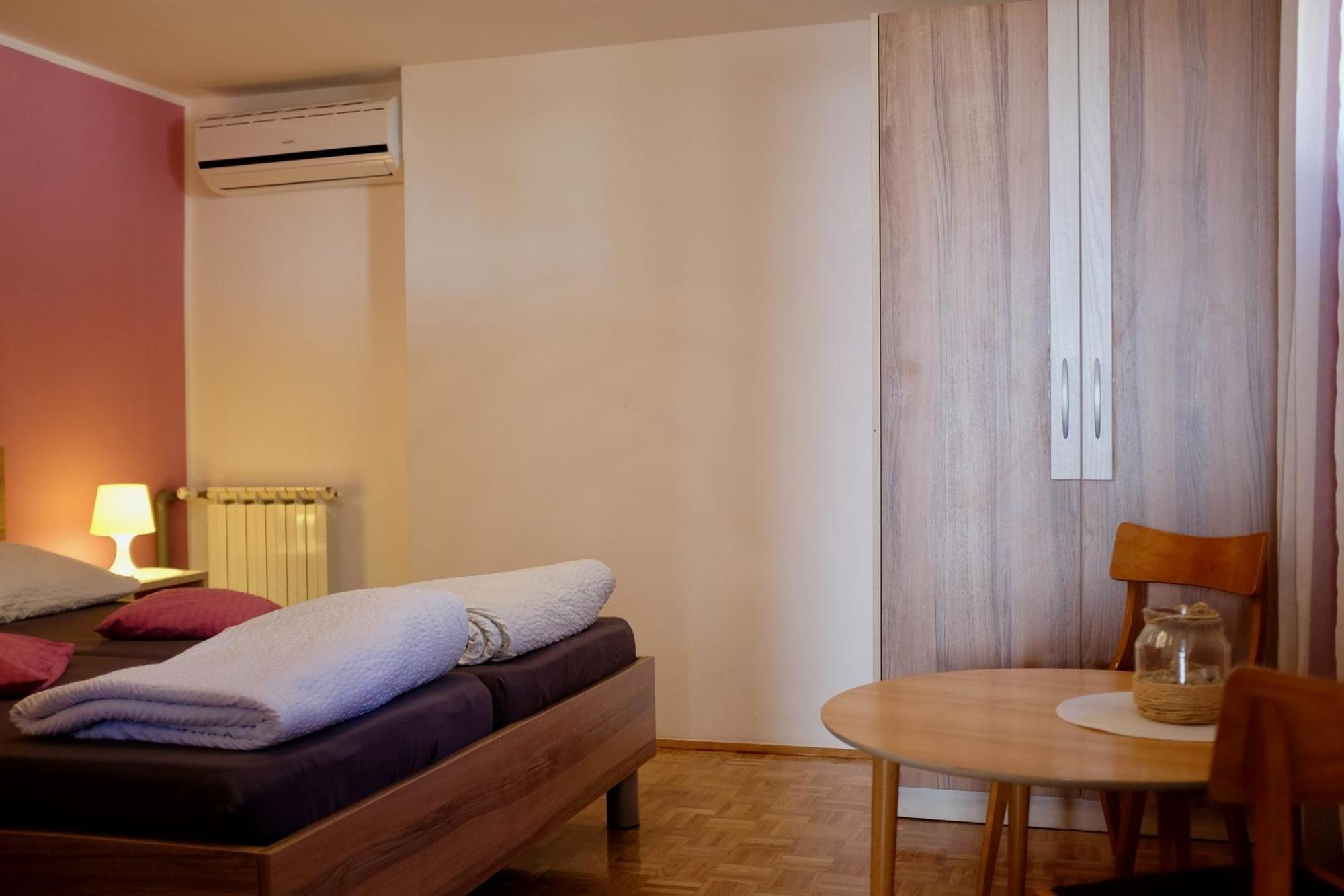 Apartments Villa Agatha Sveti Filip i Jakov Habitación foto